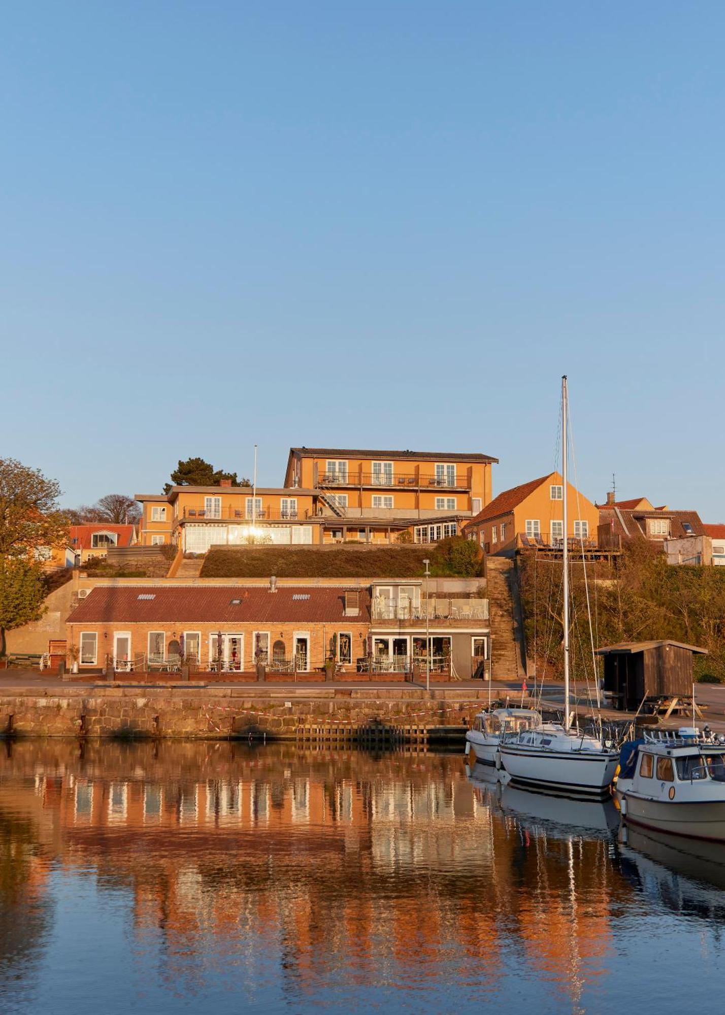 Hotel Kysten Hasle Exteriér fotografie